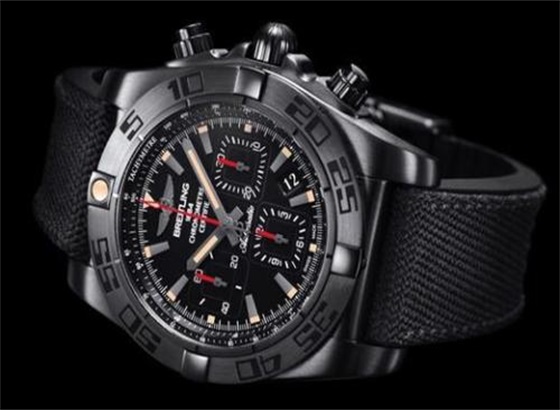 百年灵（Breitling）Bentley Men's Black Supersports Chronograph