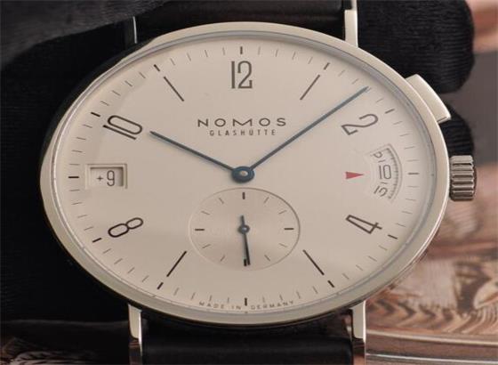 NOMOS手表如何拆卸零件