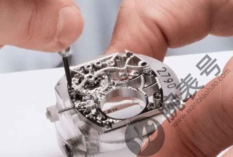 芝柏手表修复表壳划痕要多少钱